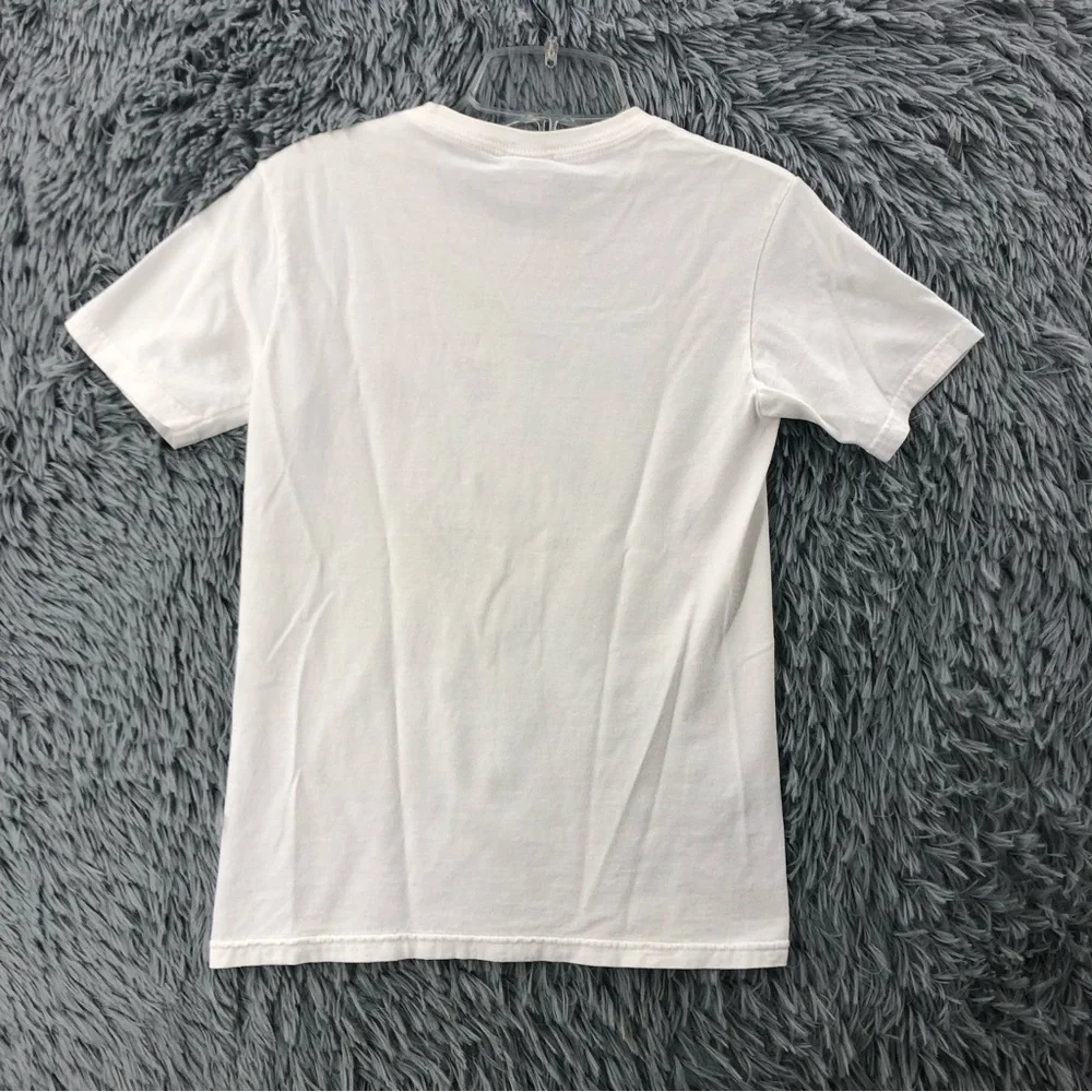 Quicksilver Tshirt Boys Small Spellout Guitars White Short Sleeve Shirt